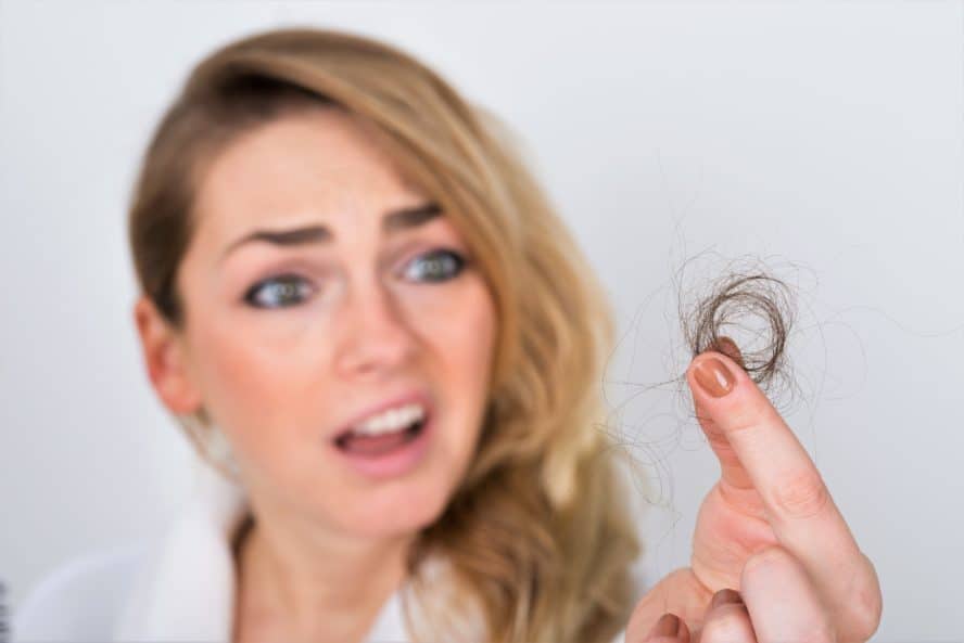 نقش استرس در ریزش مو