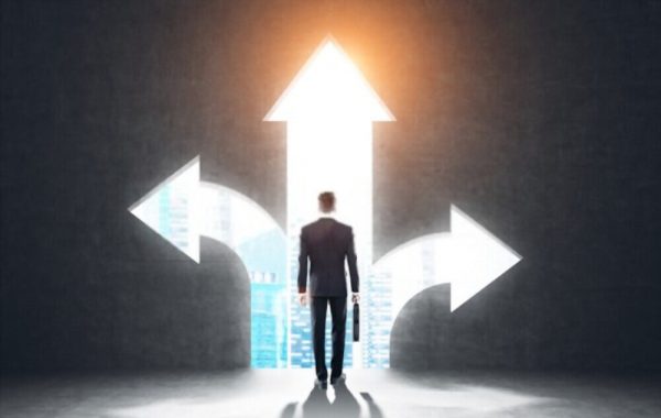 تردید در رشته تحصیلی و انتخاب شغل آینده نیاز به یک مشاور شغلی دارد