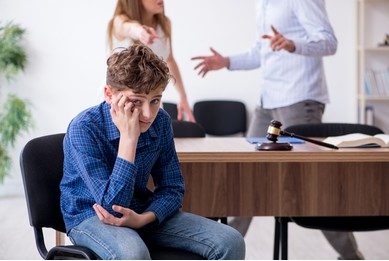 الگوبرداری از پدر و مادر یکی از دلایل دوری اعضای خانواده از هم